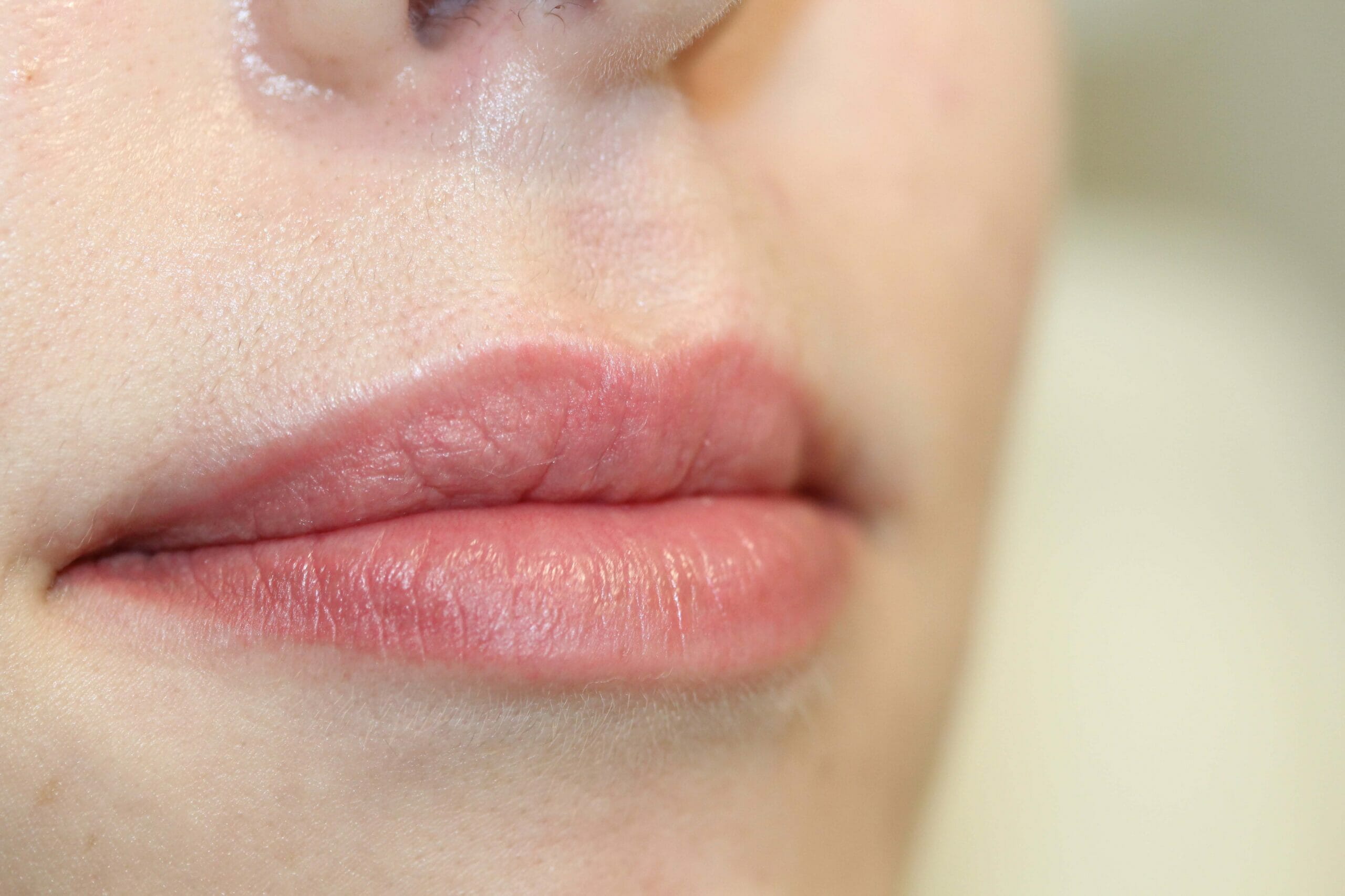 permanent lip liner color