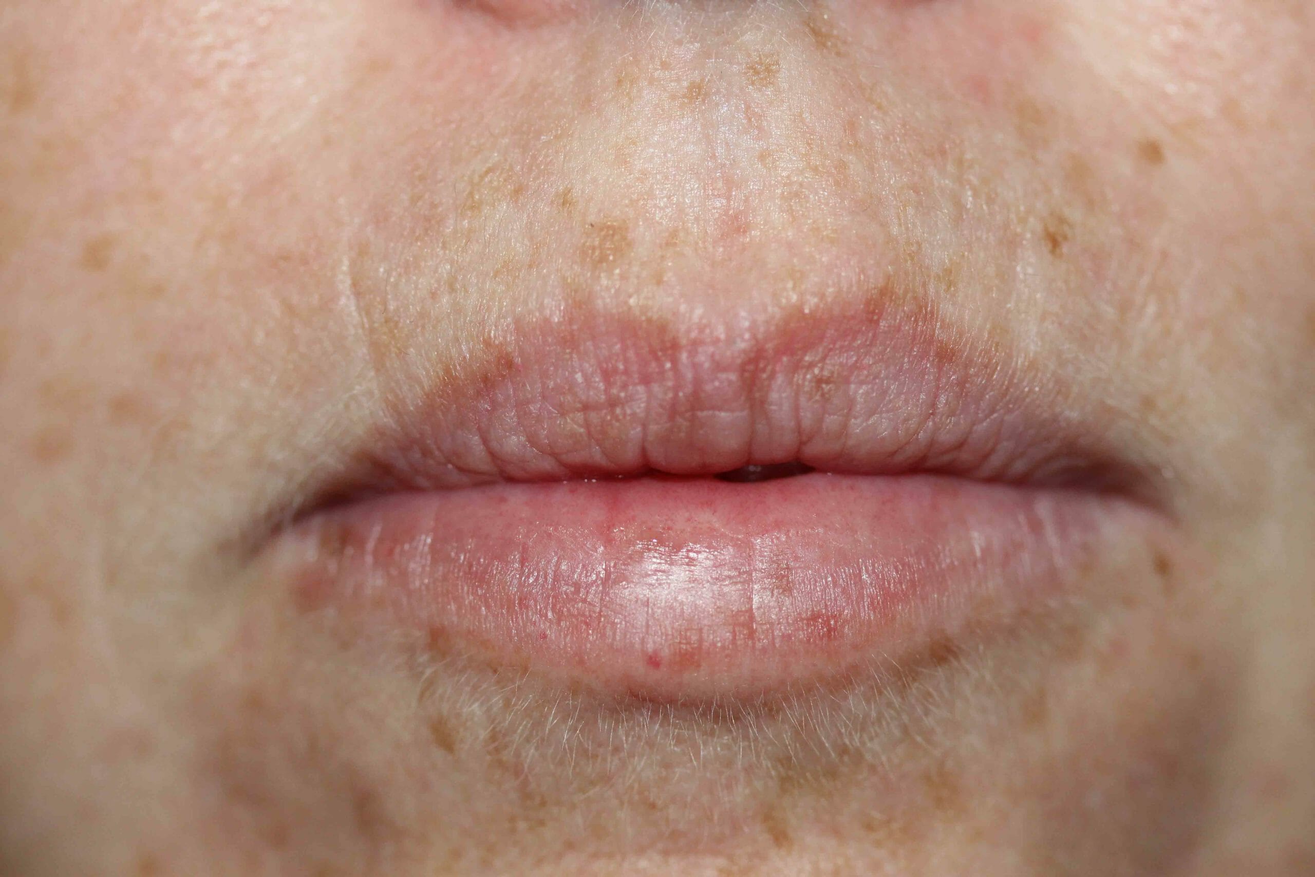 permanent lip liner color