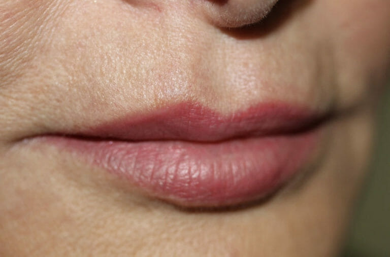 permanent lipstick