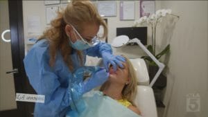 KTLA 5's Dayna Dare gets a lip tattoo